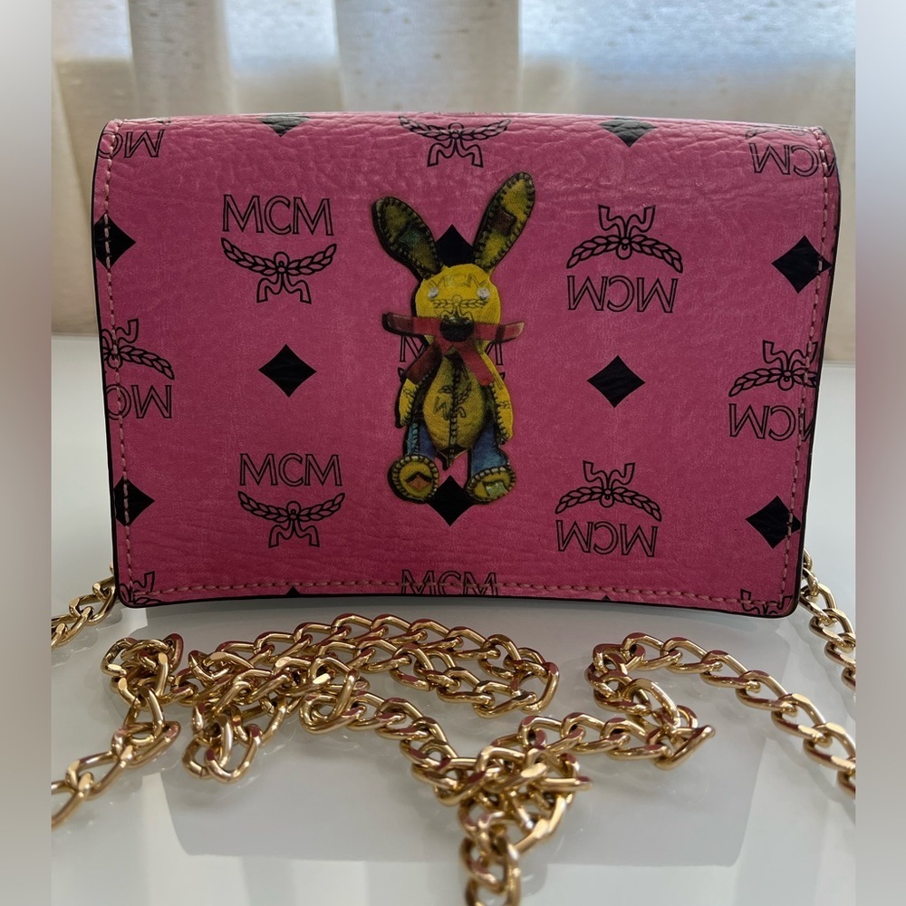 MCM PINK RABBIT WALLET ON CHAIN/ BELT BAG